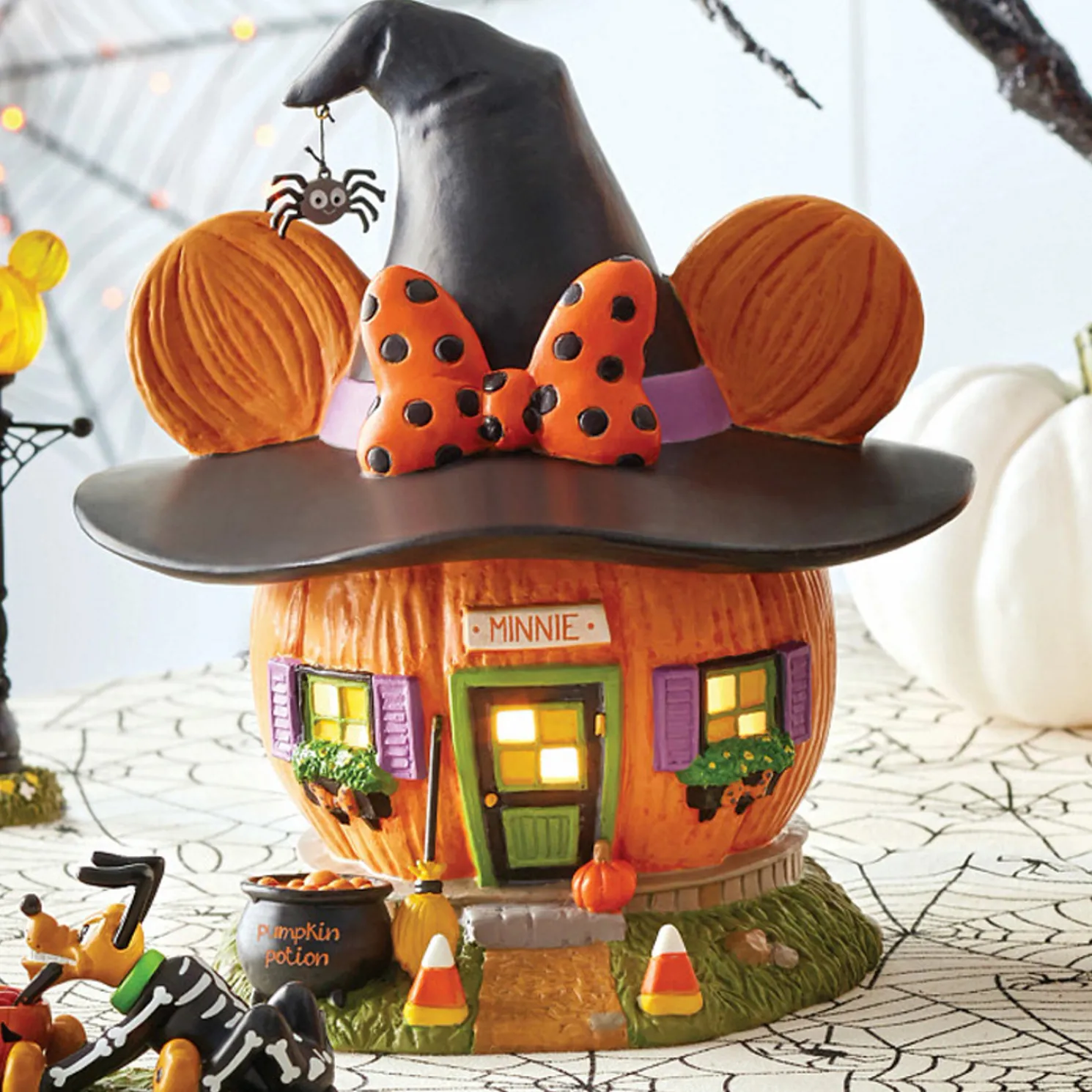 Department 56 Disney Village Minnie's Pumpkintown House 6007727
