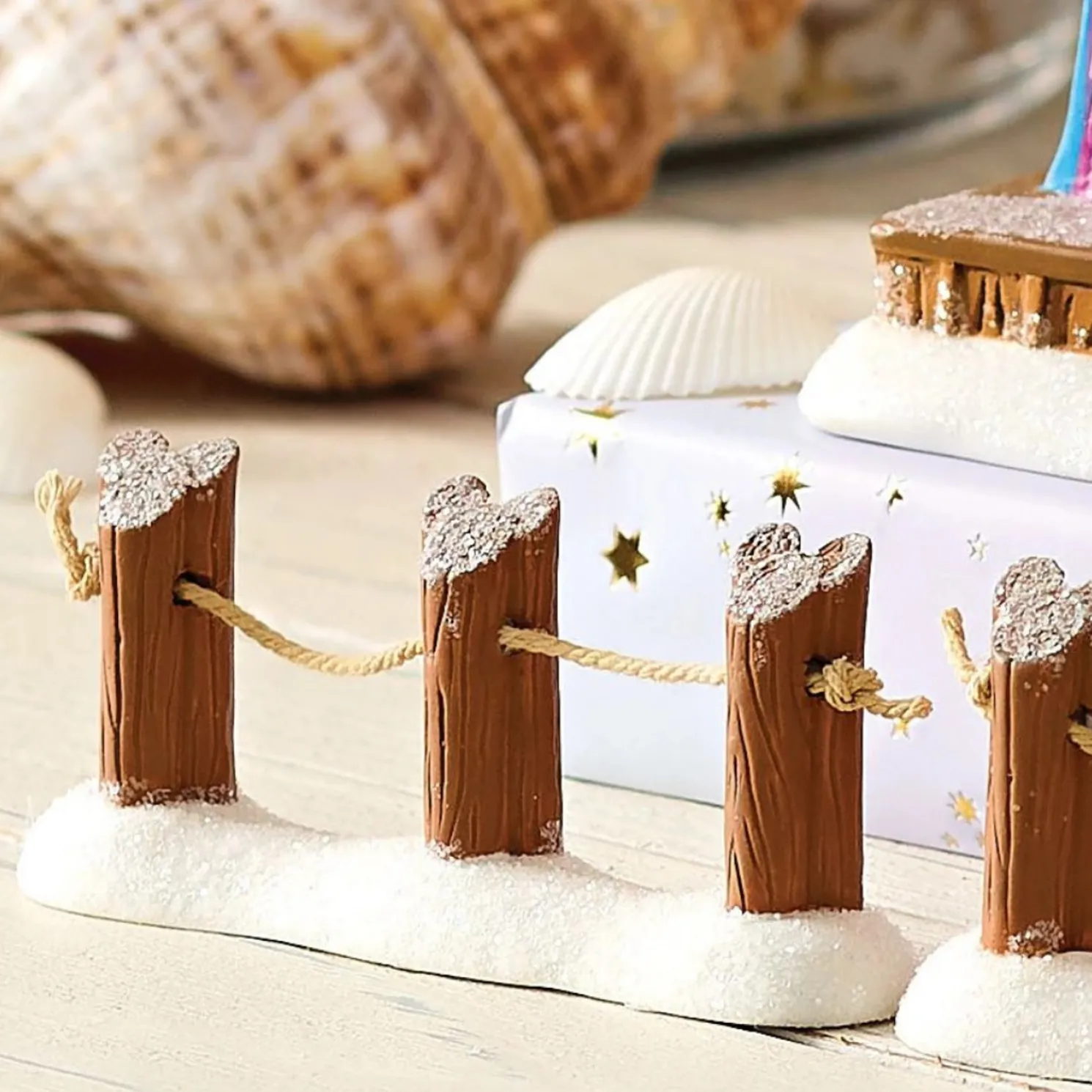 Department 56 Disney Village Wharf Fencing Set of 2 6015590