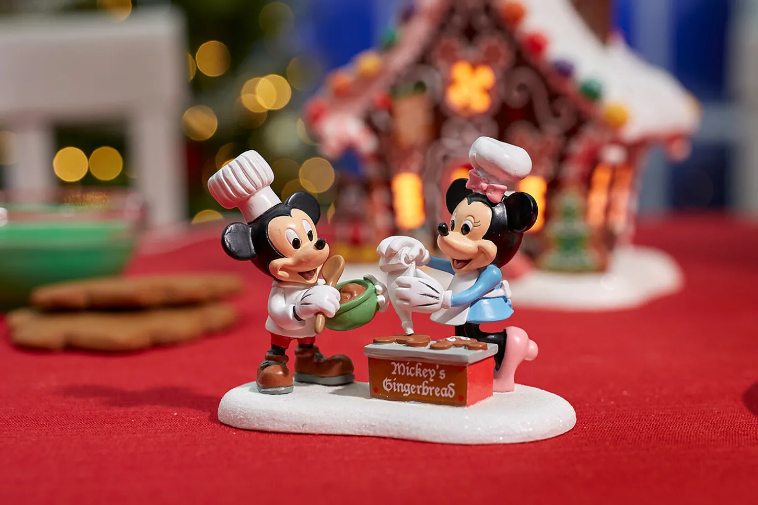 Department 56 Disney Village Sugar & Spice... Figure 6001192