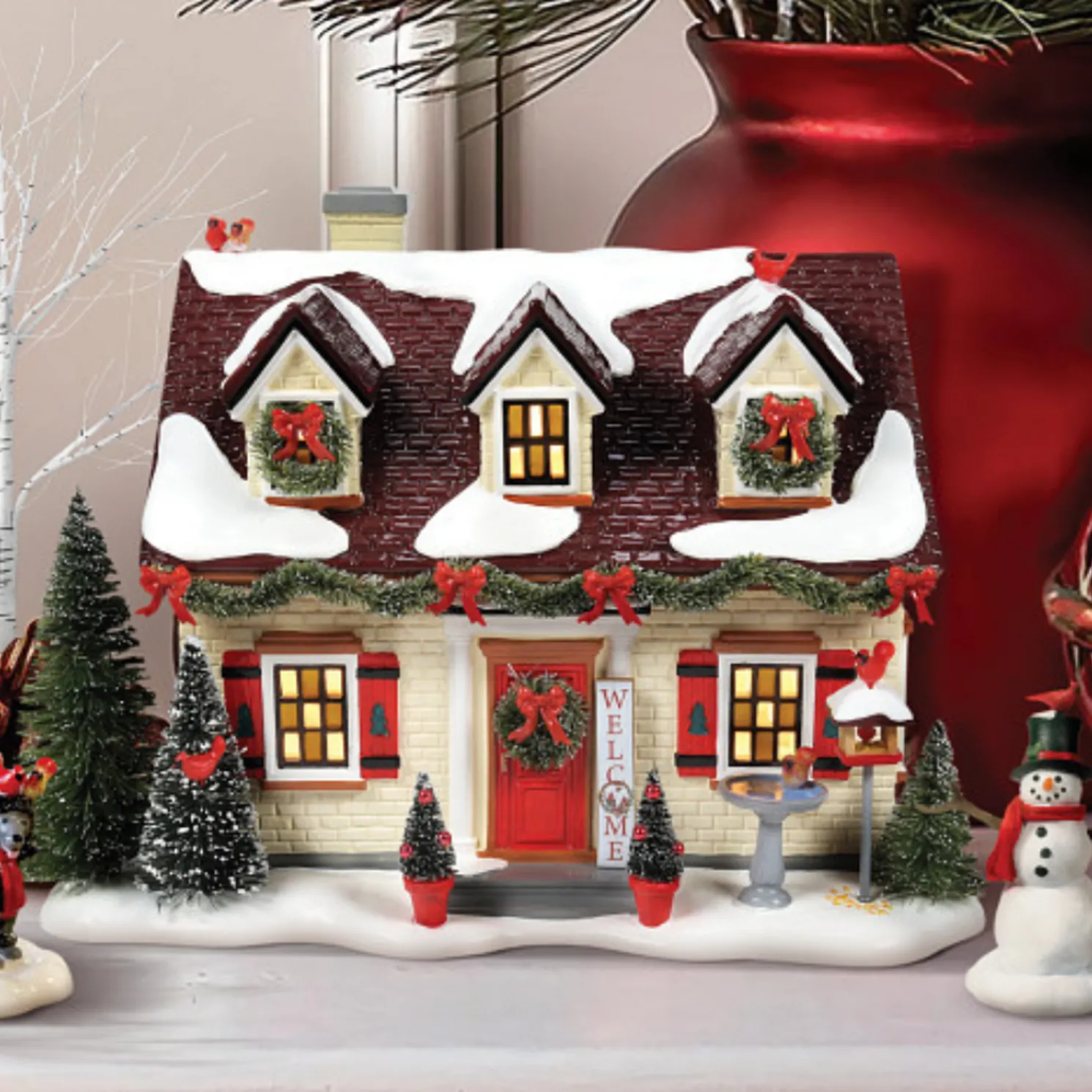 Department 56 Snow Village The Cardinal House 6013582
