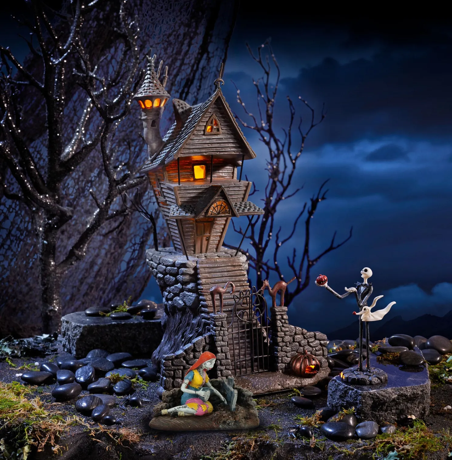 Department 56 The Nightmare Before Christmas Village Jack's House with Jack & Sally 4060370