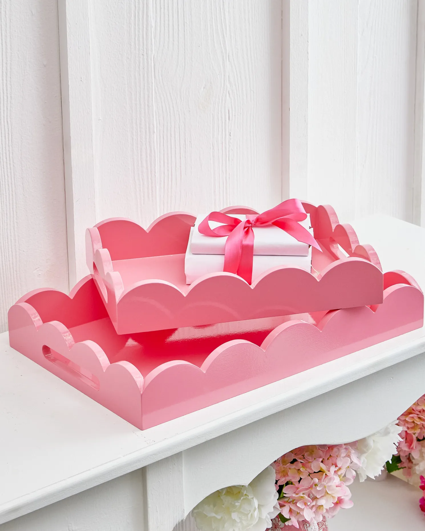 Raz 18.5" Bubblegum Pink Scalloped Easter Trays Set of 2 4559001