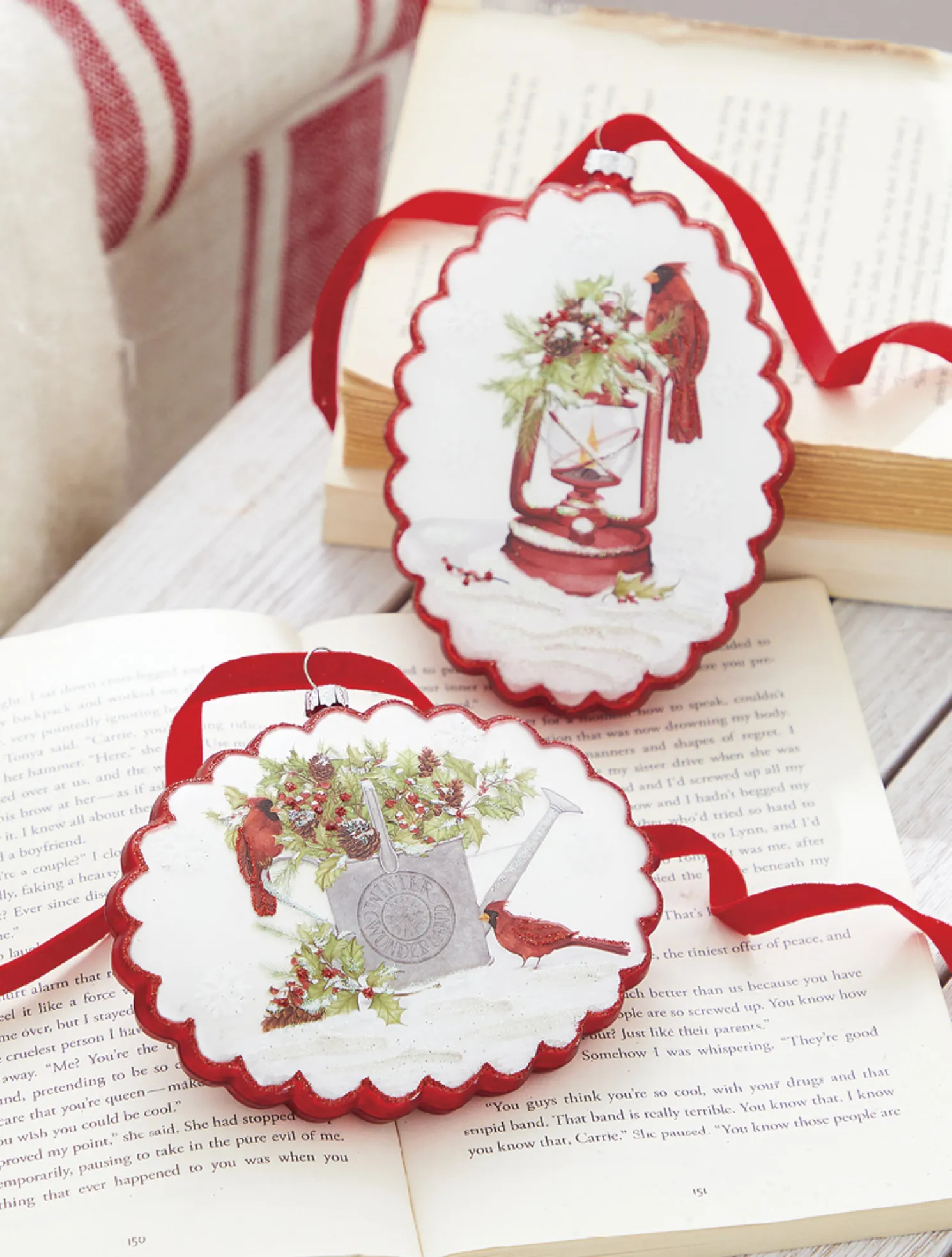 Raz 6" Cardinal Scalloped Edge Disc Glass Christmas Ornament 4224656