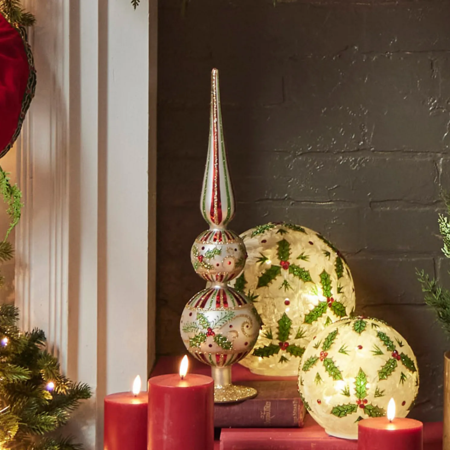 Raz 16.5" Holly Leaf Glass Christmas Finial Decoration 4424546