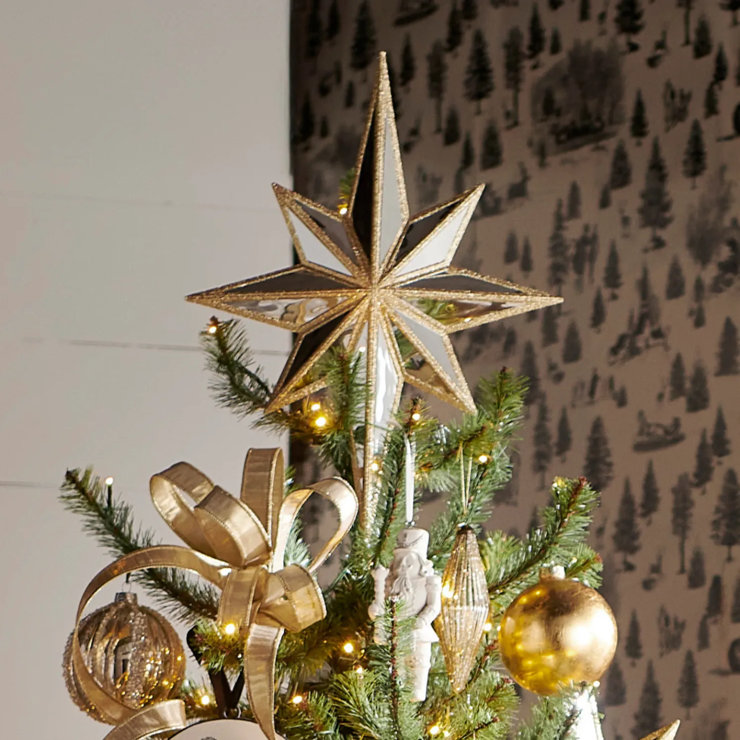 Raz 17" Mirrored North Star Christmas Tree Topper 4524588