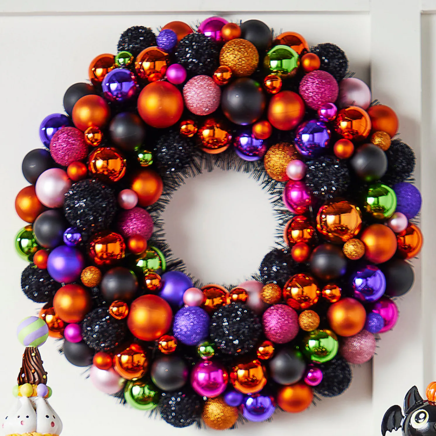 Raz 20.5" Multicolor Ball Ornament Halloween Wreath W4532842