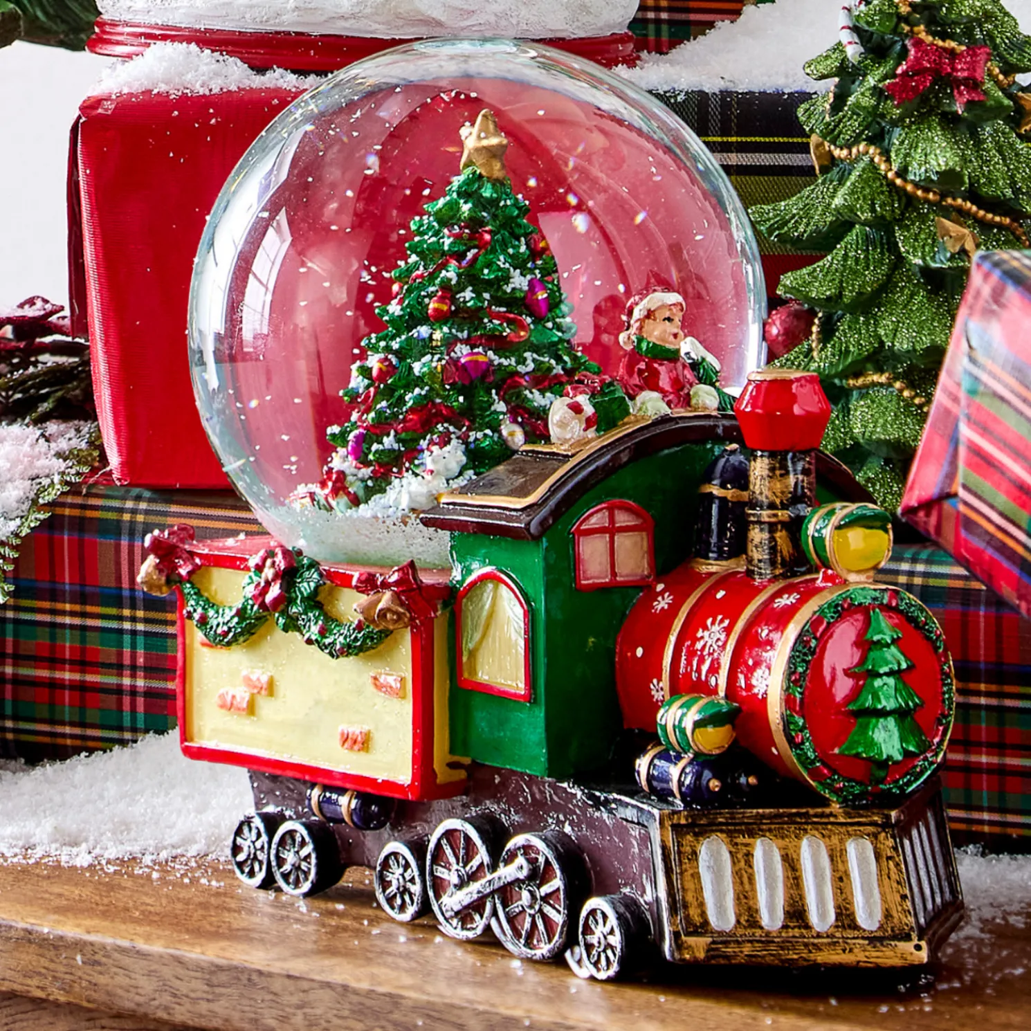 Raz 8.75" Musical Train Water Globe Christmas Decoration 4571357