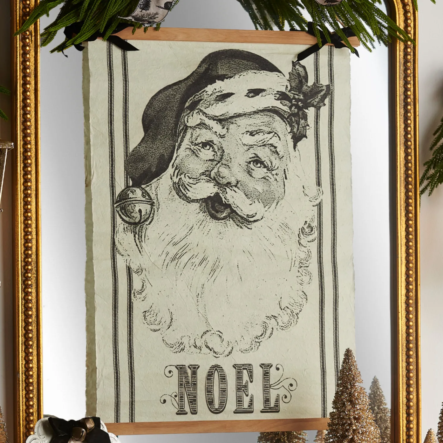 Raz 30.5" Vintage Santa Gazette Hanging Tapestry Christmas Decoration 4521377