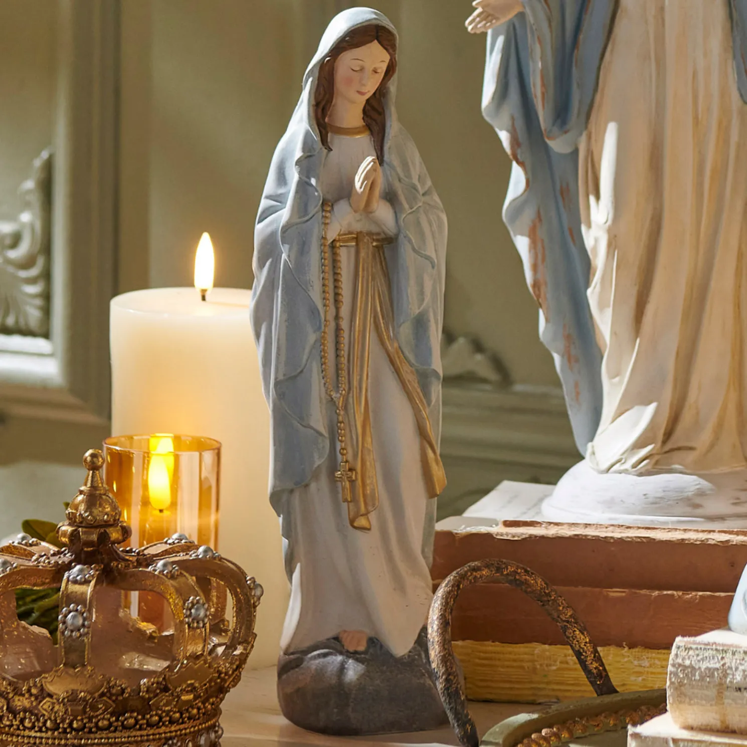 Raz 11" Virgin Mary Statue Christmas Figure 4457631
